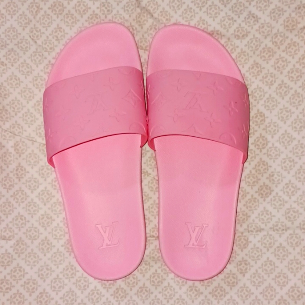 Louis Vuitton Sandals